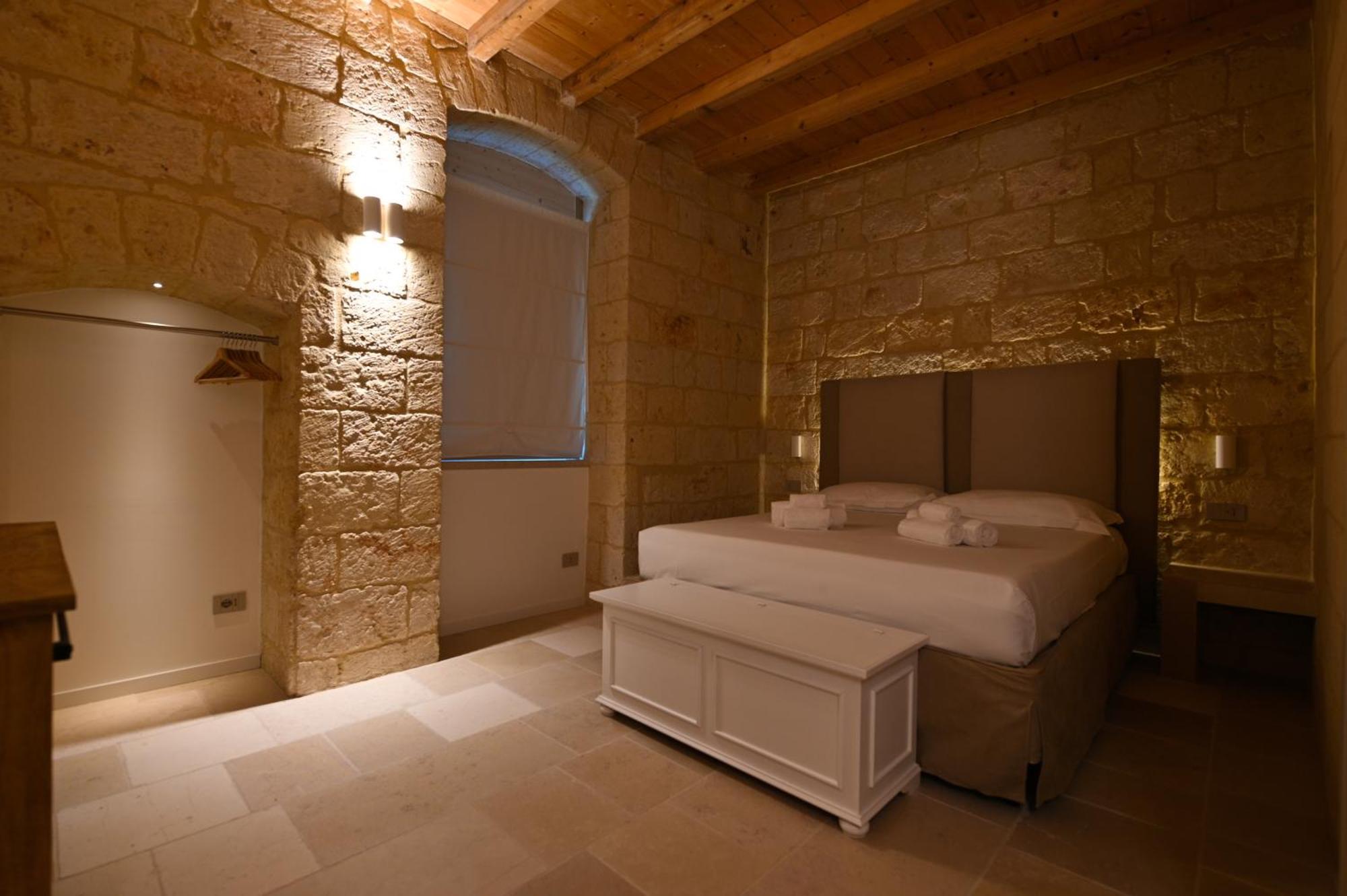 Bed and Breakfast Palazzo Momi Bari Esterno foto